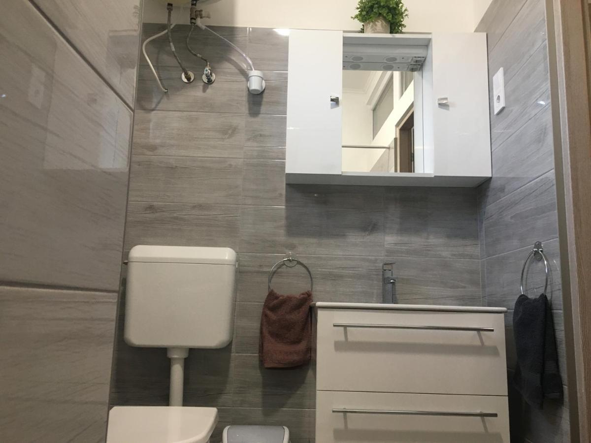 Andrea Apartman บาลาตอนฟือเรด ภายนอก รูปภาพ