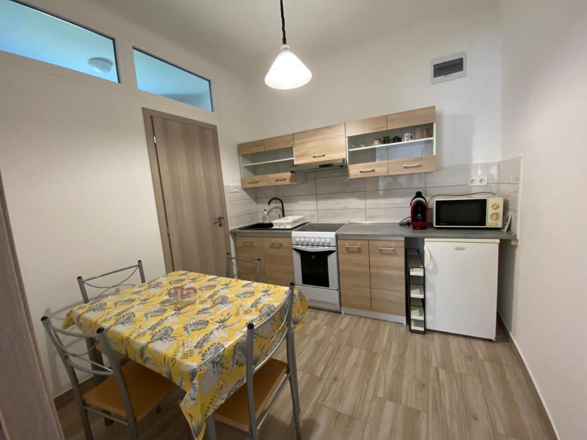 Andrea Apartman บาลาตอนฟือเรด ภายนอก รูปภาพ