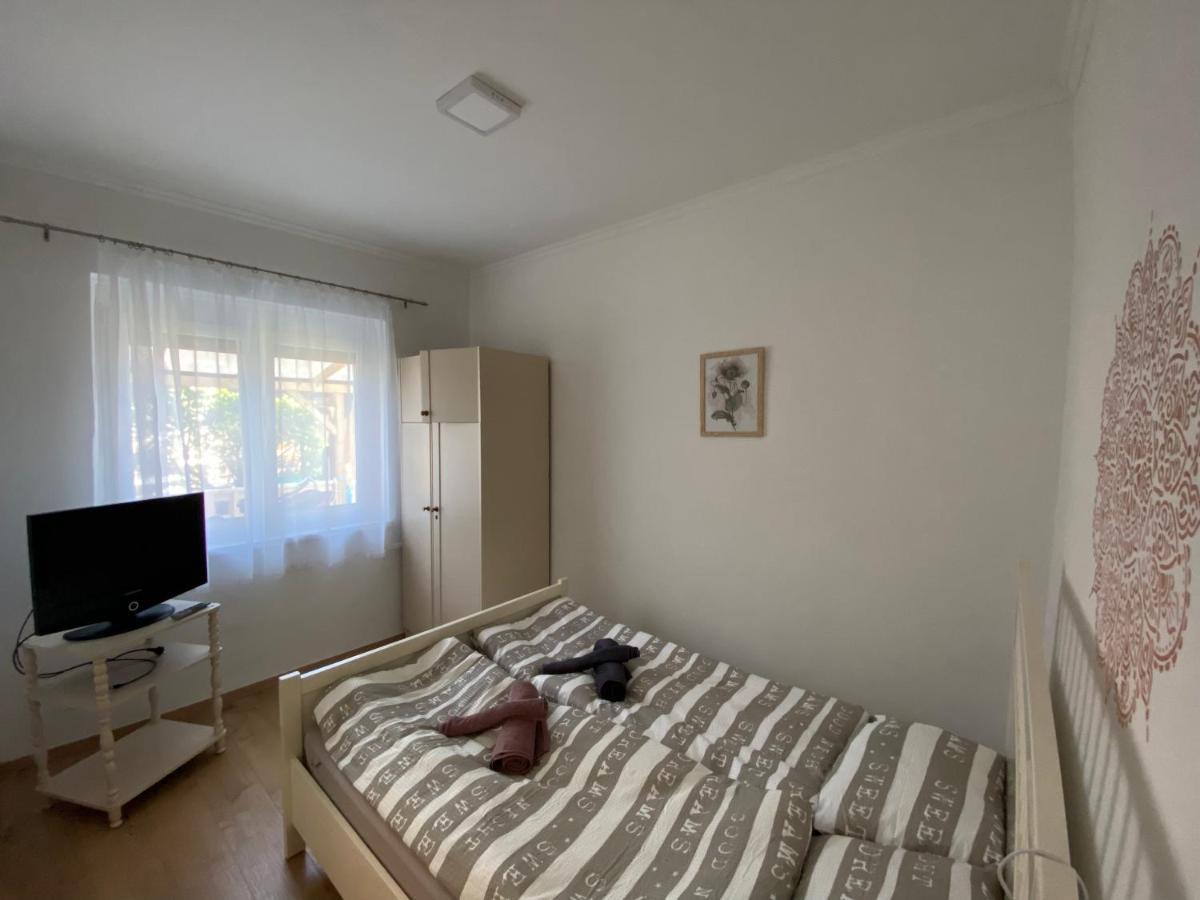 Andrea Apartman บาลาตอนฟือเรด ภายนอก รูปภาพ
